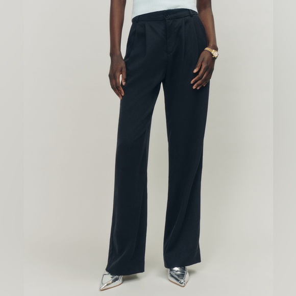 Reformation Pants - SOLD - NWT REFORMATION mid-rise mason black pant size 4